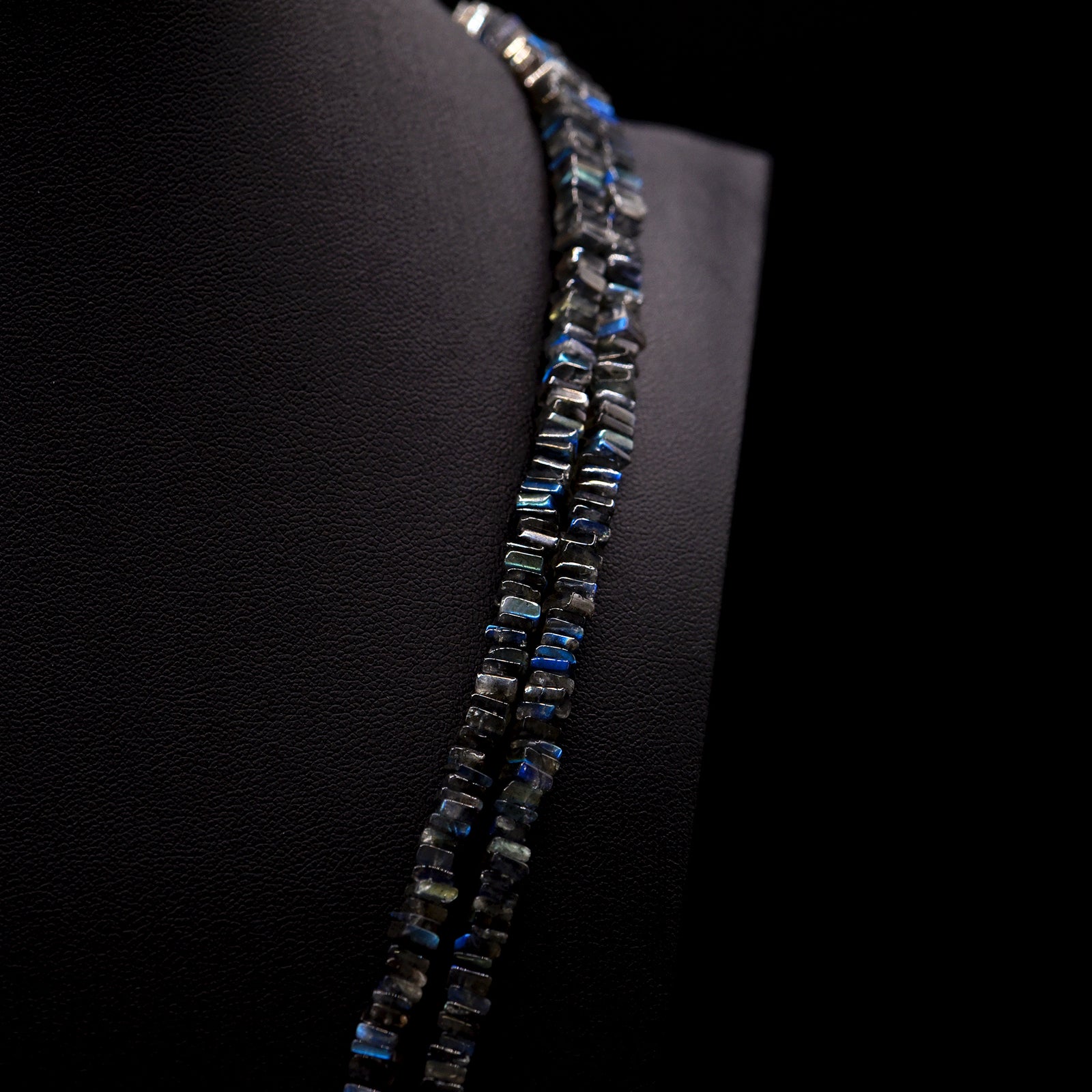 4mm Square Grey-Blue Labradorite Bead Strings