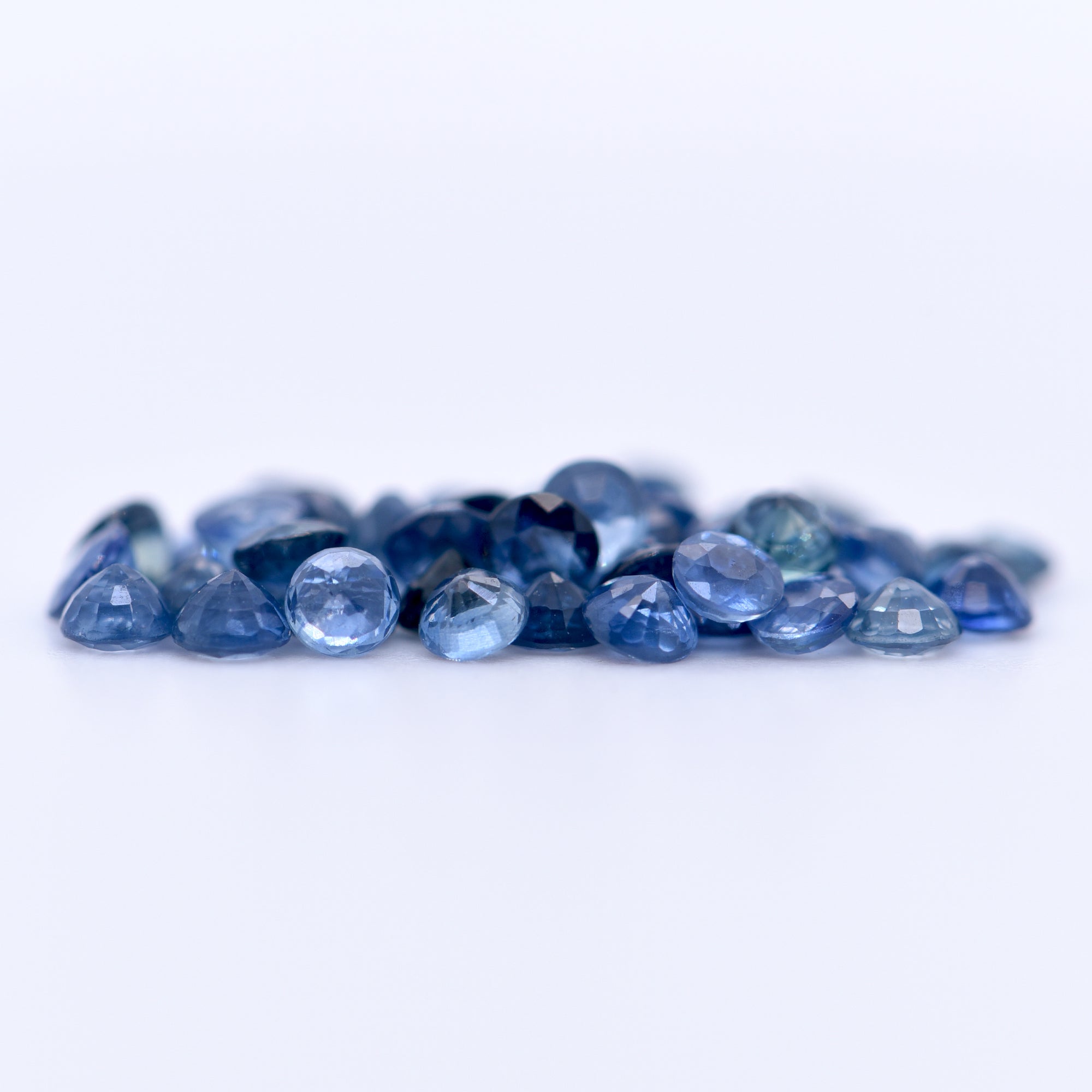 2.75mm Round Faceted Blue Sapphires