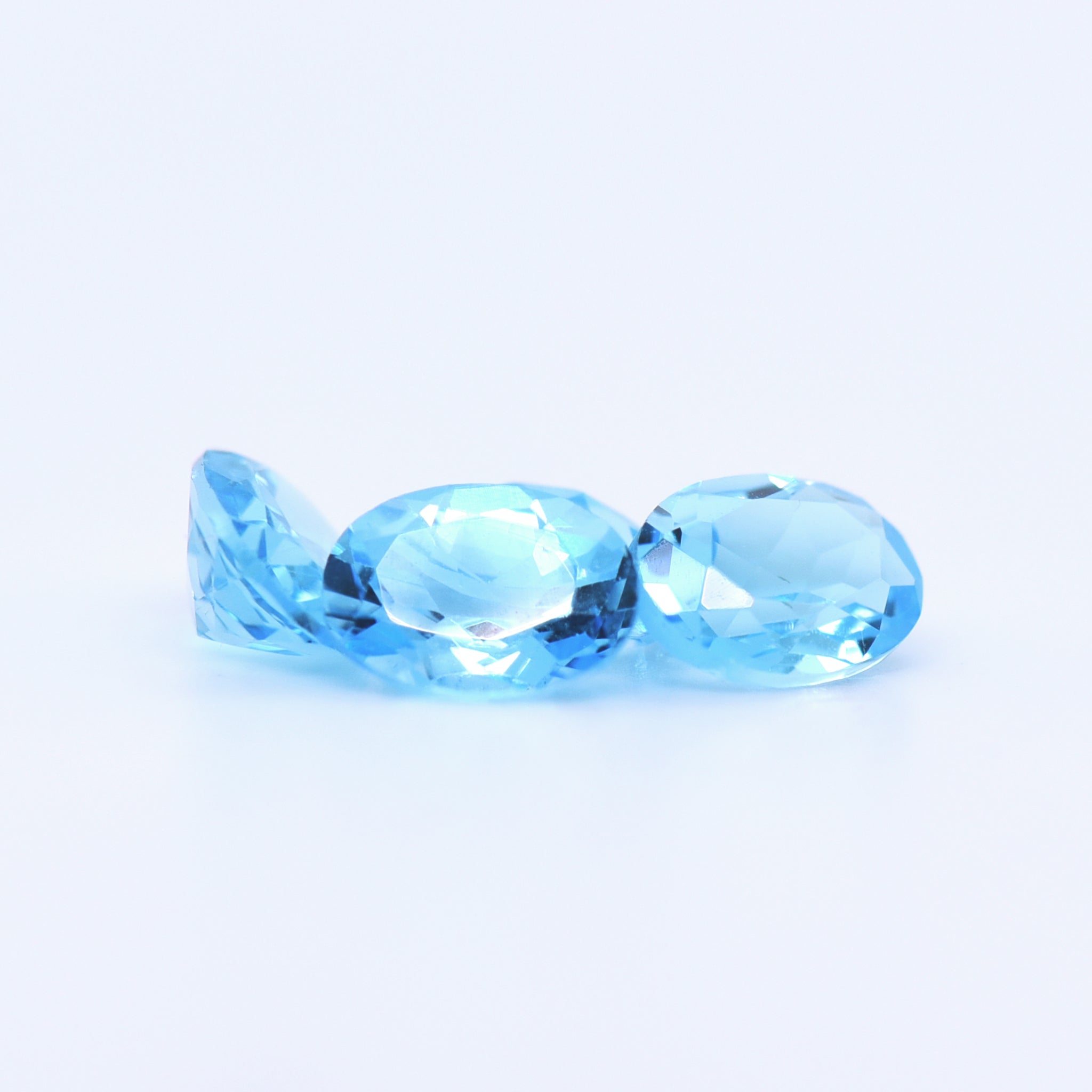 8x6 Oval Faceted Swiss Blue Topaz