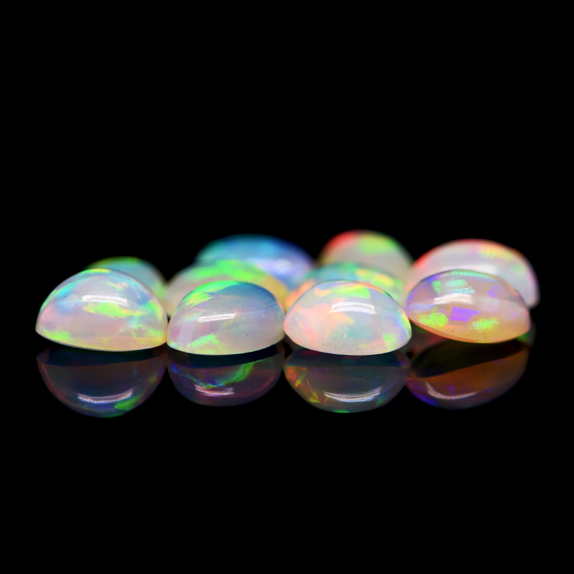 7x5 Oval Cabochon White Welo Opal